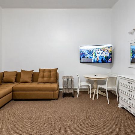 Designer Apartment! The Center! Валова 29 Lviv Kültér fotó