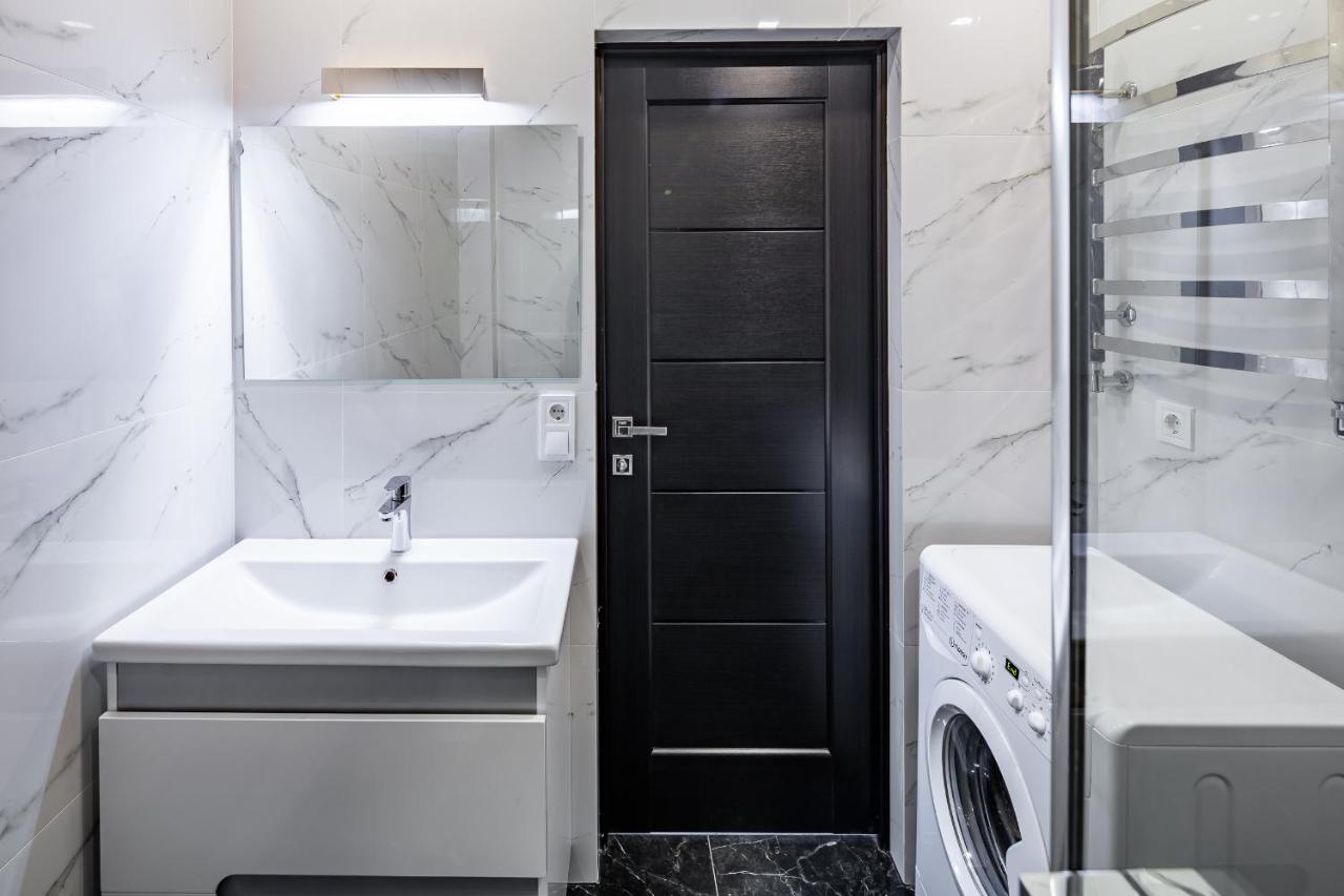 Designer Apartment! The Center! Валова 29 Lviv Kültér fotó
