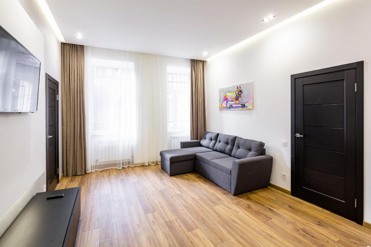 Designer Apartment! The Center! Валова 29 Lviv Kültér fotó